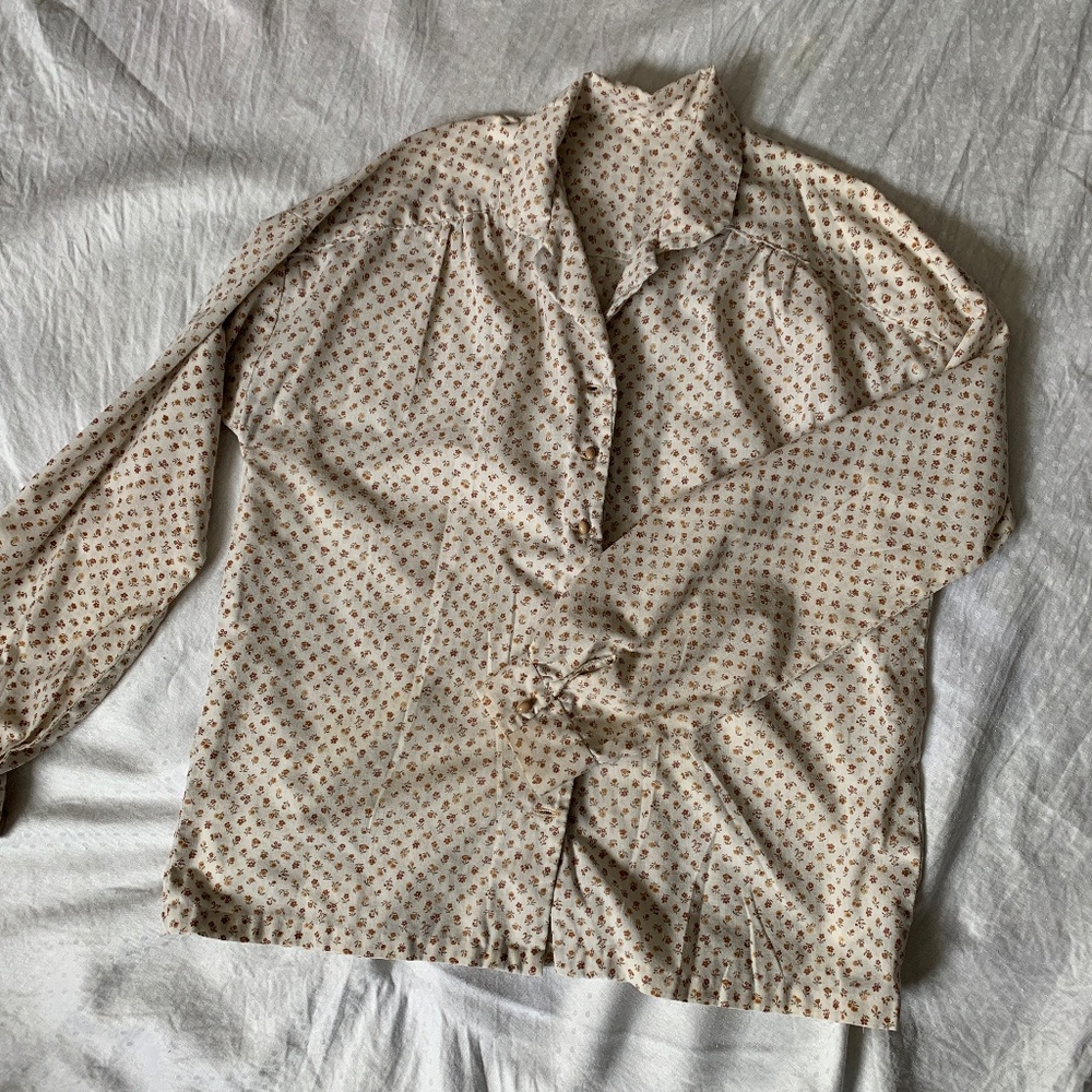 Cotton floral calico button down blouse, cowgirl feminine, size unknown, medium